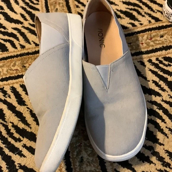 Vionic Ivy slip ons - Picture 4 of 5